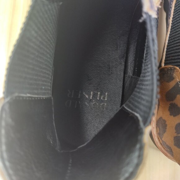 Donald J Pliner Carsyn Leopard Lug Sole Chelsea Tan & Black Boots Women US 9M - Picture 10 of 14